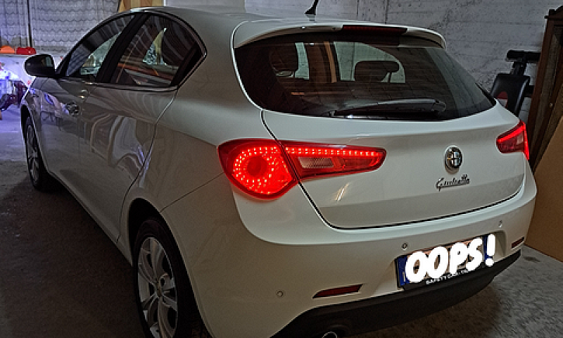 Alfa Romeo Giulietta...
