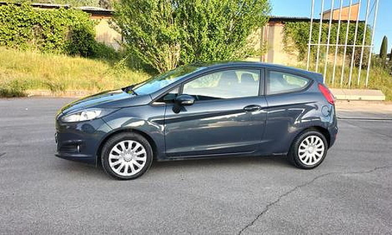 Ford Fiesta 1.5 Tdci...