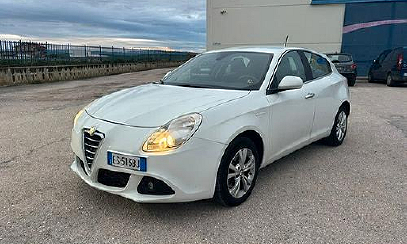 Alfa Romeo Giulietta...