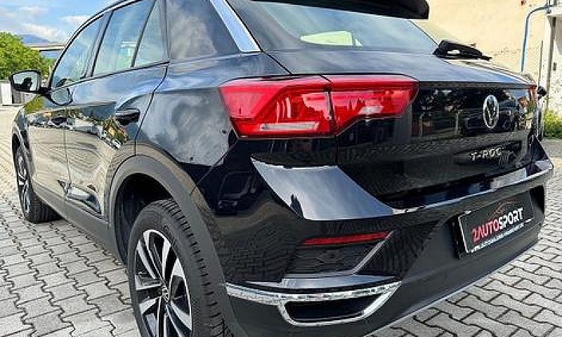 Volkswagen T-Roc 1.6...