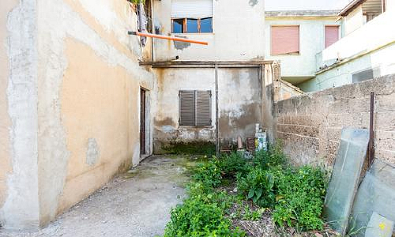 Trivano Con Giardino...