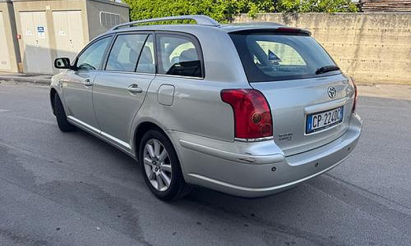 Toyota Avensis 2.0 D...