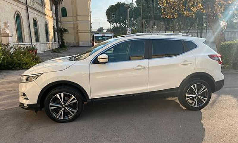 Nissan Qashqai 1.5 D...