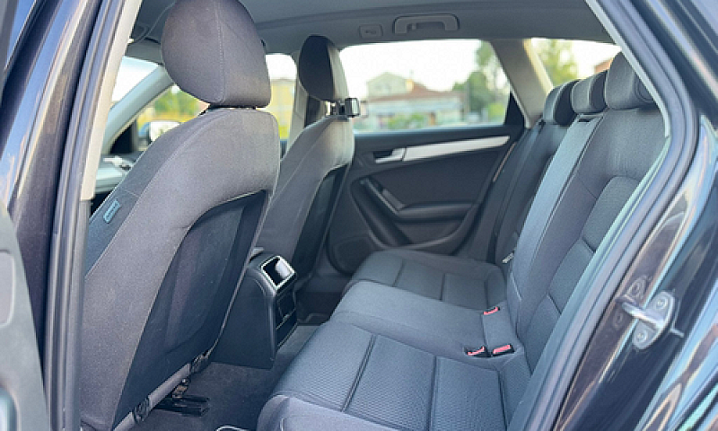 Audi A4 Avant 2.0 Td...