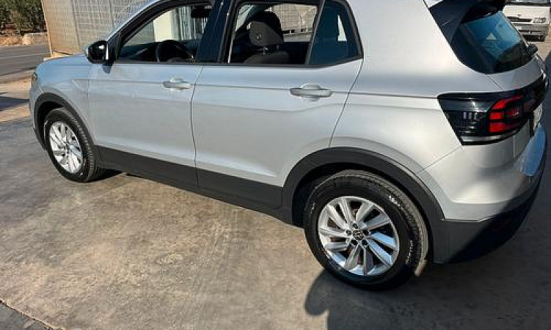 Volkswagen T-Cross 1...