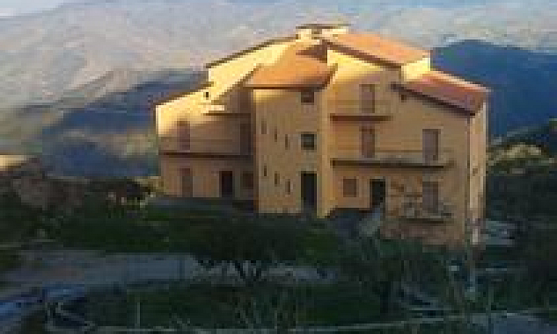 Fabbricato Geraci Si...