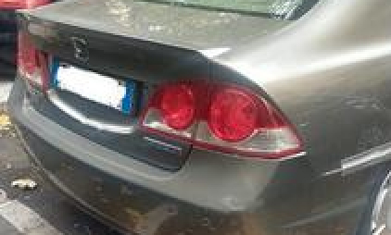 Honda Civic 8ª Serie...