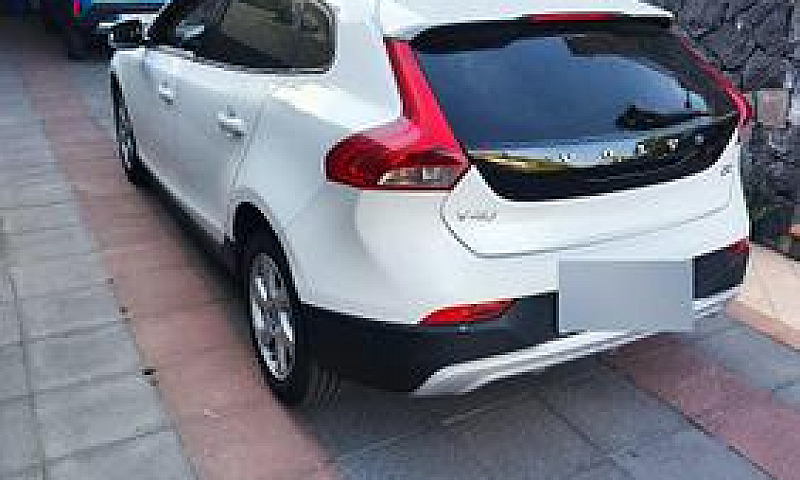 Volvo V40 Cross Coun...