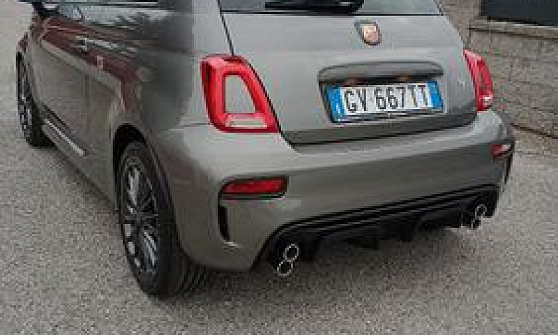 Abarth 695 1.4 Turbo...