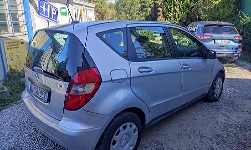 Mercedes-Benz A 180 ...