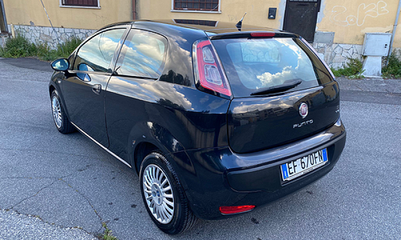2011 Fiat Punto Evo ...