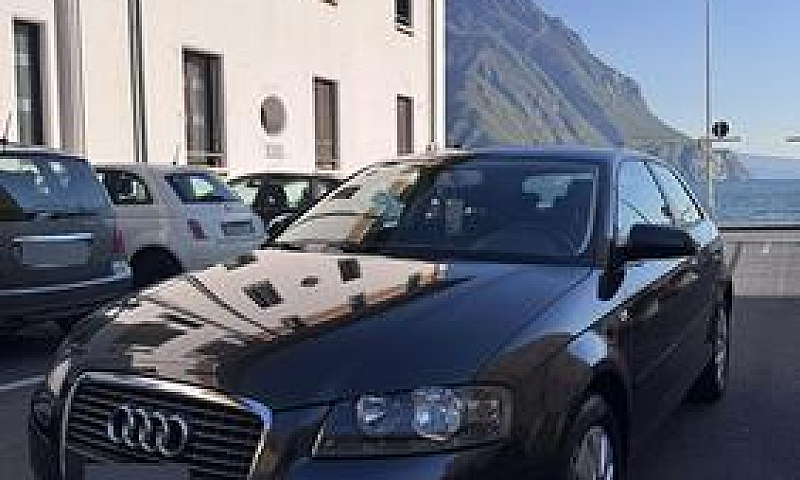 Audi A3 1.6 Fsi Ambi...