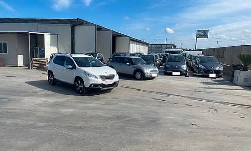 Peugeot 2008 1.6 E-H...