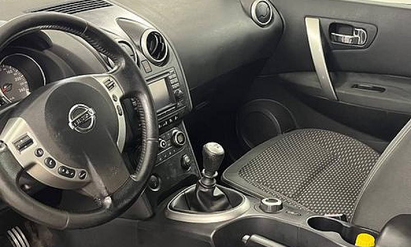 Nissan Qashqai 2.0 4...