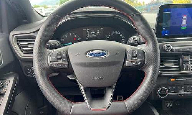 Ford Focus 1.0 Ecobo...