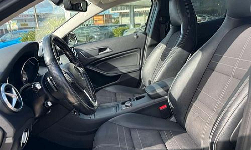 Mercedes-Benz Gla 18...