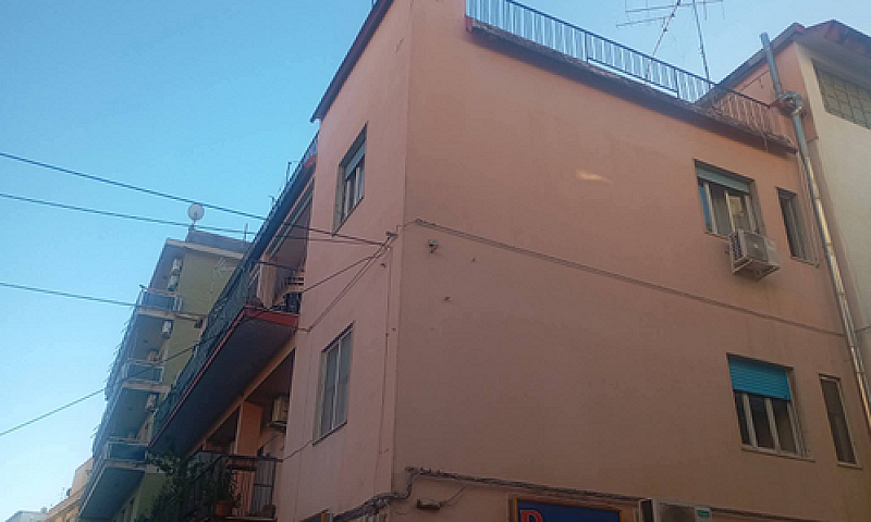 Via Lia Fronte Strad...
