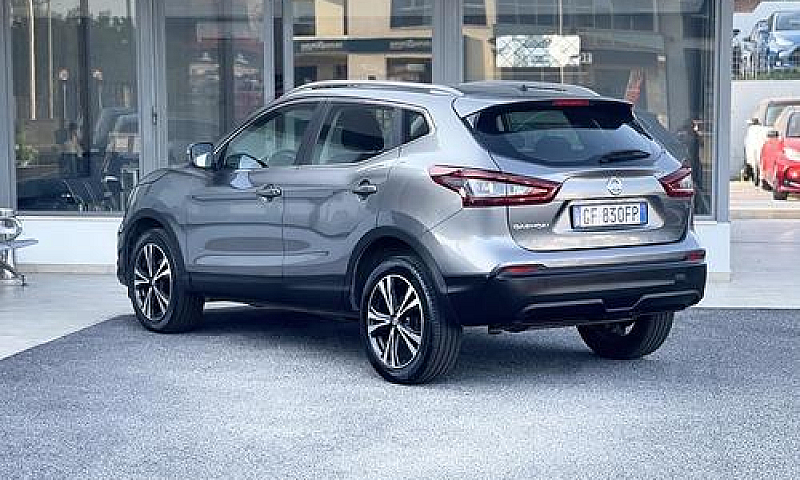 Nissan Qashqai 1.3 B...