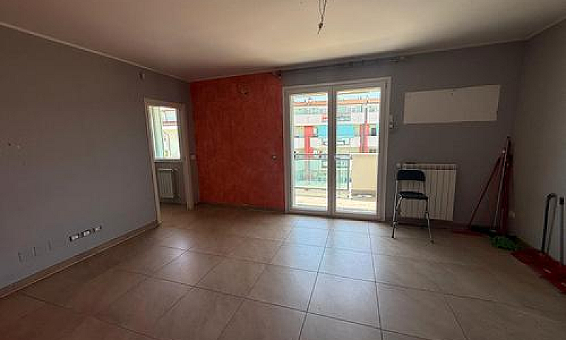 Duplex Pentalocale C...