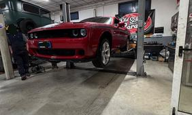 Dodge Challenger...