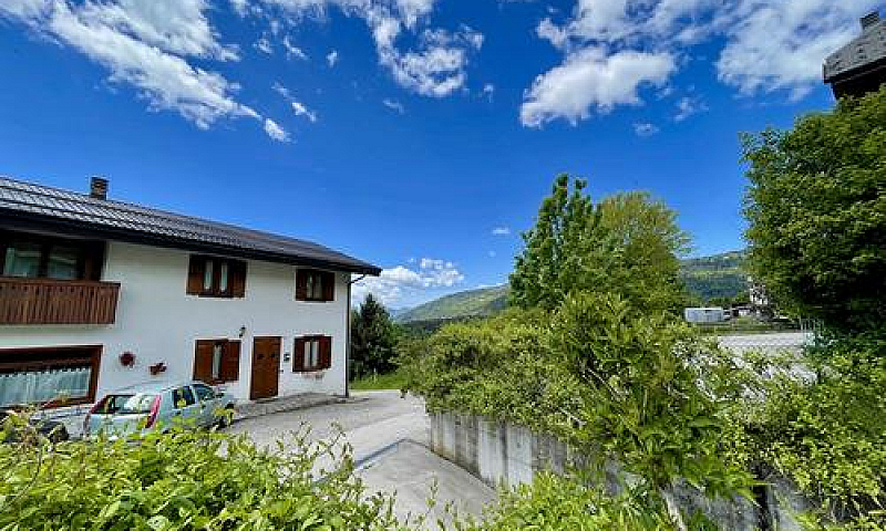 Appartamento Roana [...