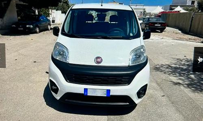 Fiat Qubo 1.3 Mjt 80...