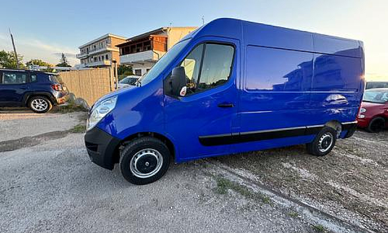 Renault Master T33 2...