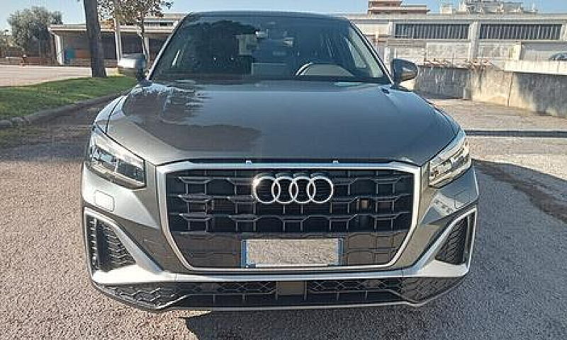 Q2 35 2.0 Tdi S Line...