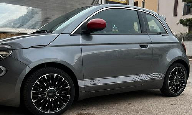 Fiat 500Elettrica...