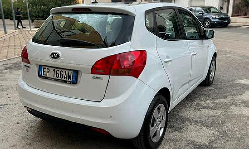 Kia Venga 1.4 Hdi 90...