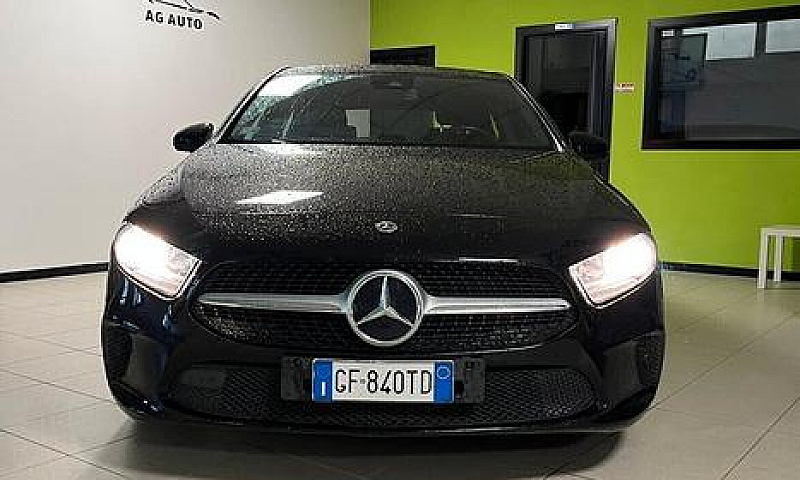 Mercedes-Benz A 200 ...