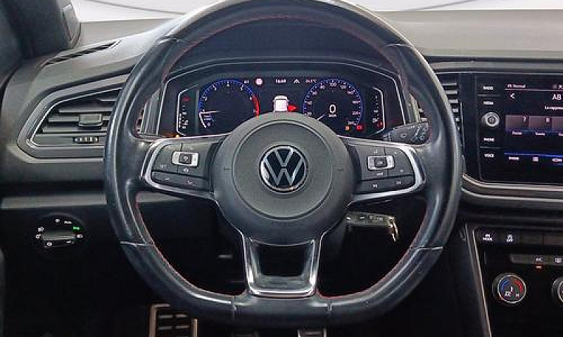 Volkswagen T-Roc 1.5...