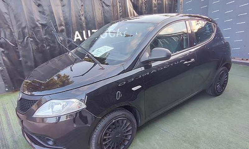 Lancia Ypsilon 1.2 B...
