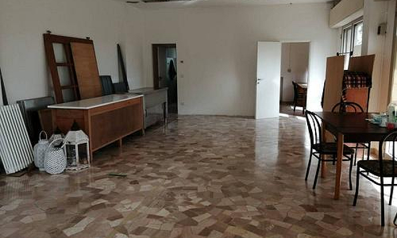 Appartamento A Ricci...
