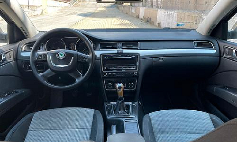 Skoda Superb 2ª Seri...