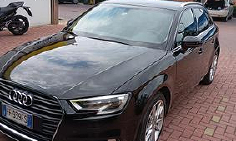 Audi A3 G-Tron...