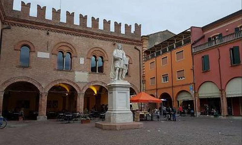 Immobile A Ferrara (...