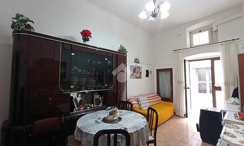 2 Locali A Andria...