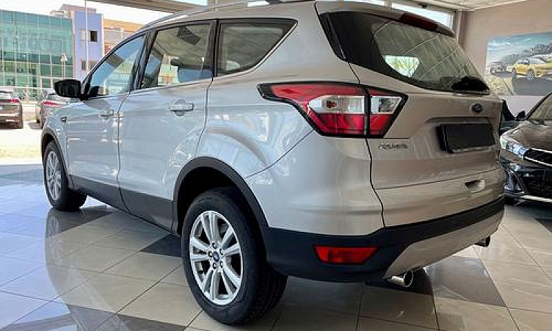 Ford Kuga 1.5 Tdci 1...