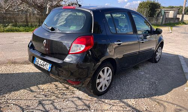 Renault Clio 1.5 Dci...
