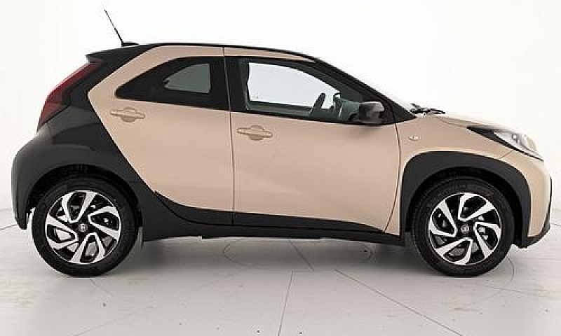 Toyota Aygo X 1.0 Tr...