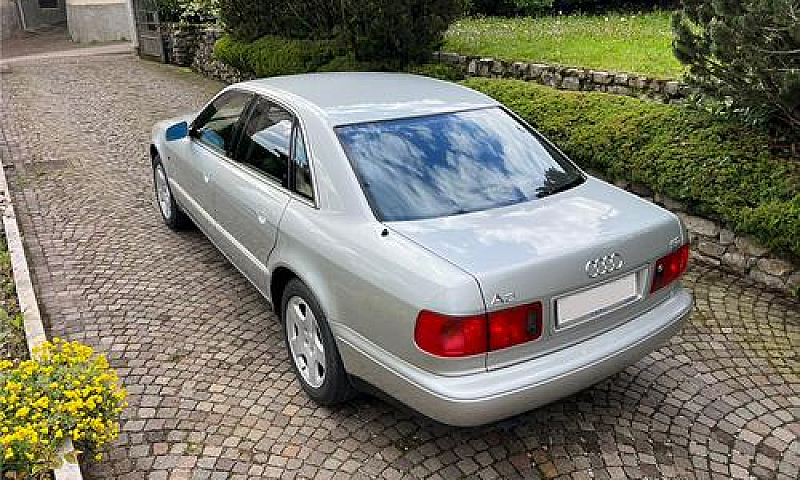 Audi A8 4.2 V8 Quatt...