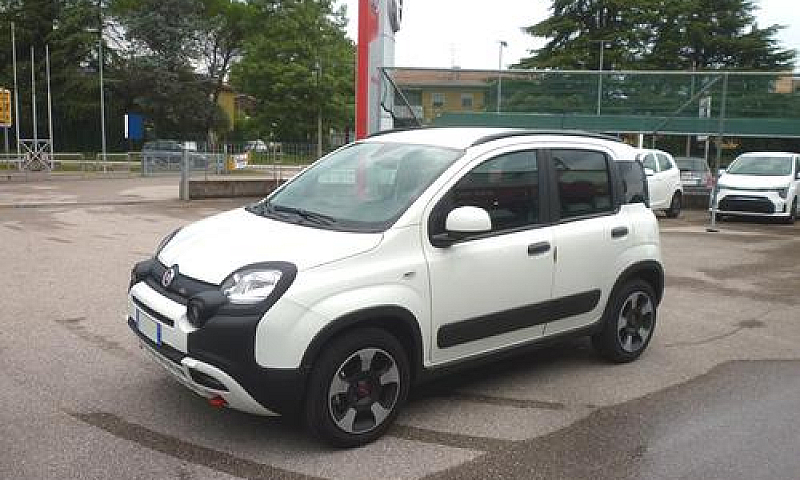 Fiat Panda 1.0 Hybri...