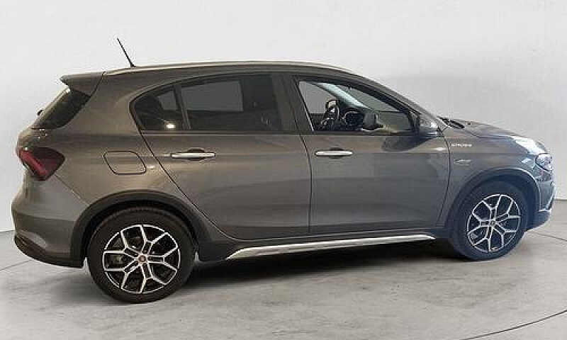 Fiat Tipo Hatchback ...