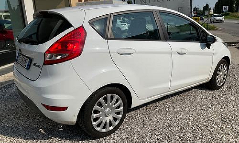 Ford Fiesta Fiesta+ ...