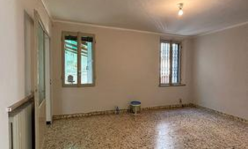 Appartamento Con Ter...