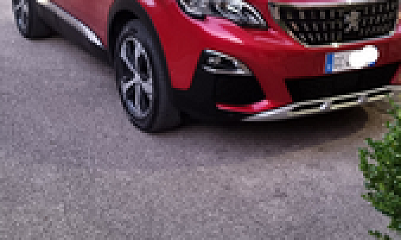Peugeot 3008...