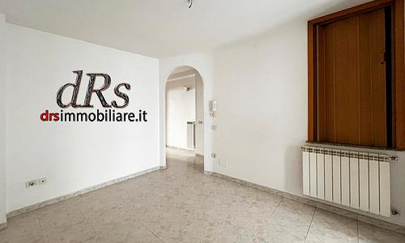 Pisticci. Casa Con I...