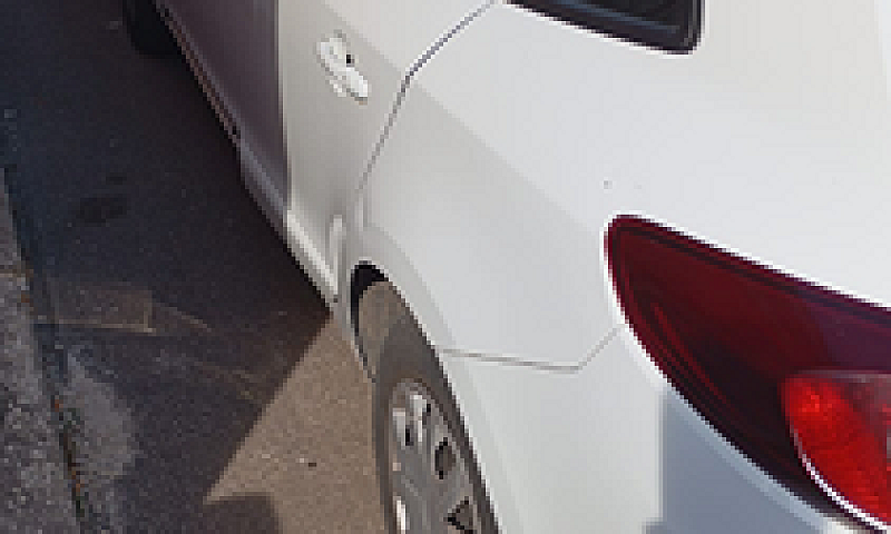 Renault Megane Incid...