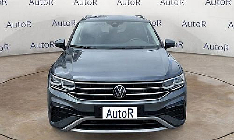 Volkswagen Tiguan Al...